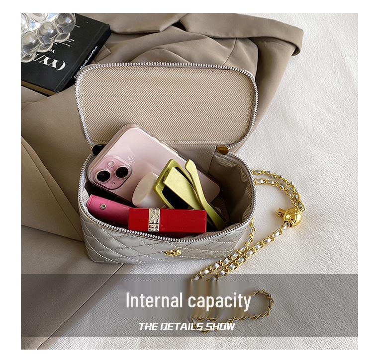 Argyle Chain Box Bag: Women's Stylish Korean Shoulder & Crossbody Handbag