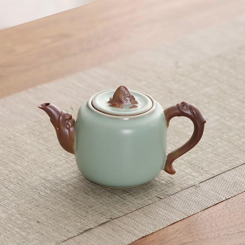 Bafangli Dragon's Journey Chinese Clay Tea Set Gift
