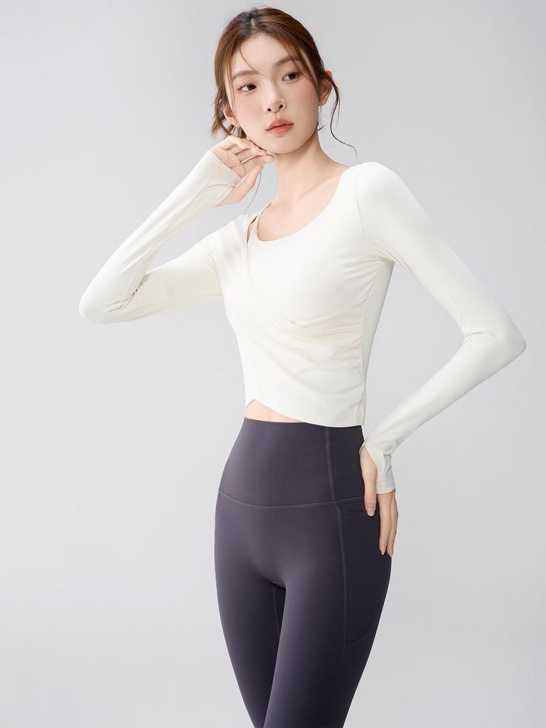 Women's Long-Sleeve Off-the-Shoulder Yoga Top with Built-in Bra - Slimming, Flattering Fit for Pilates and Fitness.