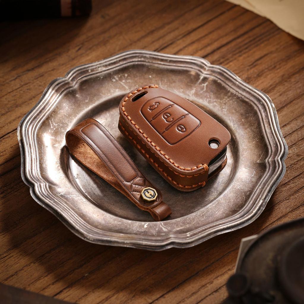Leather key bag is suitable for hippocampus key cover folding special cowhide car key cover Crazy horse leather