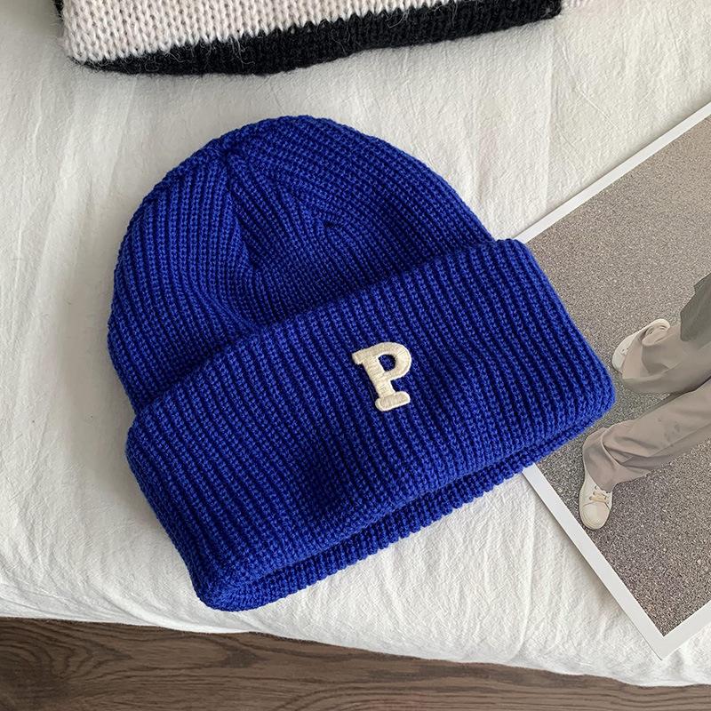 White plum color embroidery P letter knitted wool hat autumn and winter warm cold hat with ins fashion single item multi-color