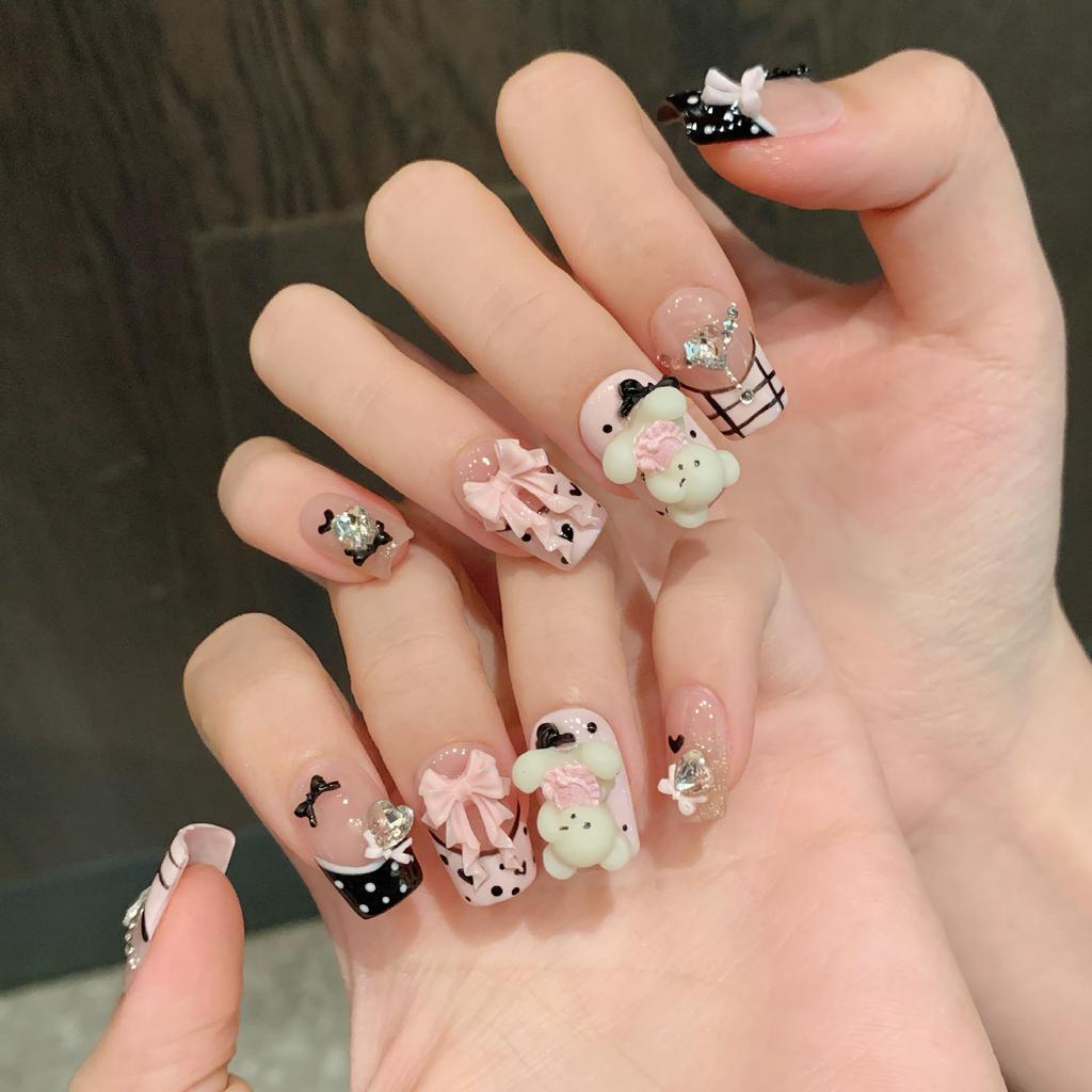 Yihe Schneepulverbär: Süße Cartoon Rouge Nagelaufkleber | Handgemacht & Tragbare Aufhellung