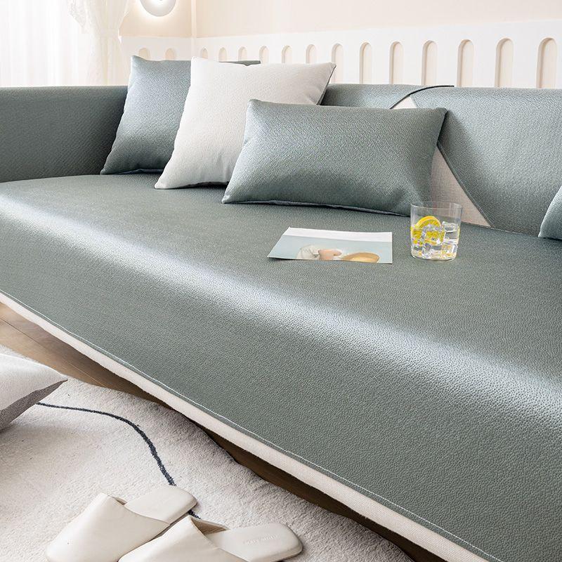 

Подушка для дивана из ледяного шелка. Лето-лето. Противоскользящий коврик. Подушка. Мытый коврик для льда. Чехол на диван. Чехол для полотенца на спинку. 70*70