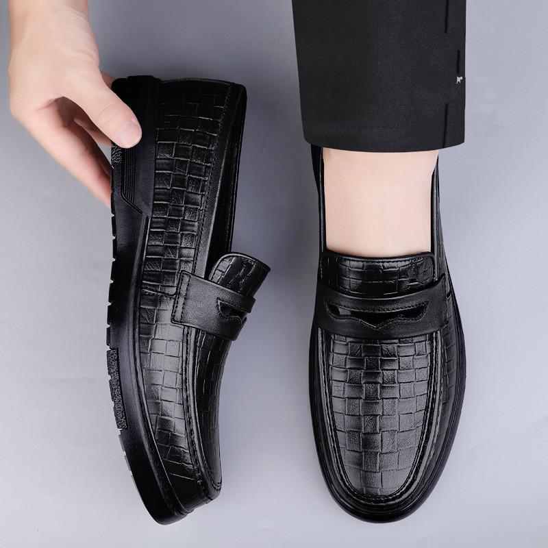 Fashion Genuine Leather Men Loafers Moccasins Handmade Man Casual Fashion Shoes All-match Men Slip on Flats Leisure Walk Business Shoes