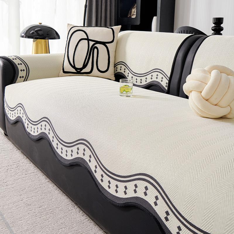 

Подушка для дивана из ледяного шелка, роскошная, с высоким чувством стиля, простая, современная, прямой ряд, лето 2025, новинка, фиксированная, нескользящая 70*70cm