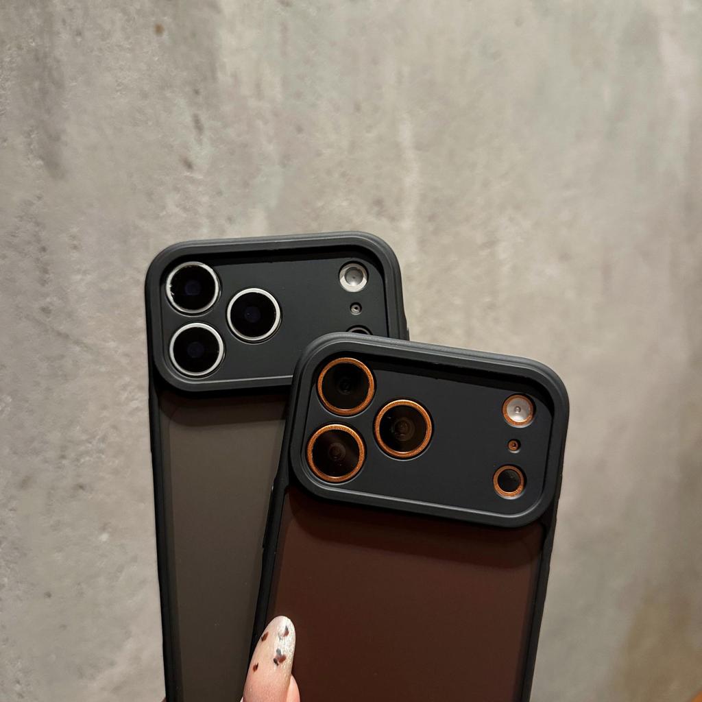 Matte Black Full-Coverage Transparent Phone Case for iPhone 17 Pro Max - Drop-Proof and Soft Touch