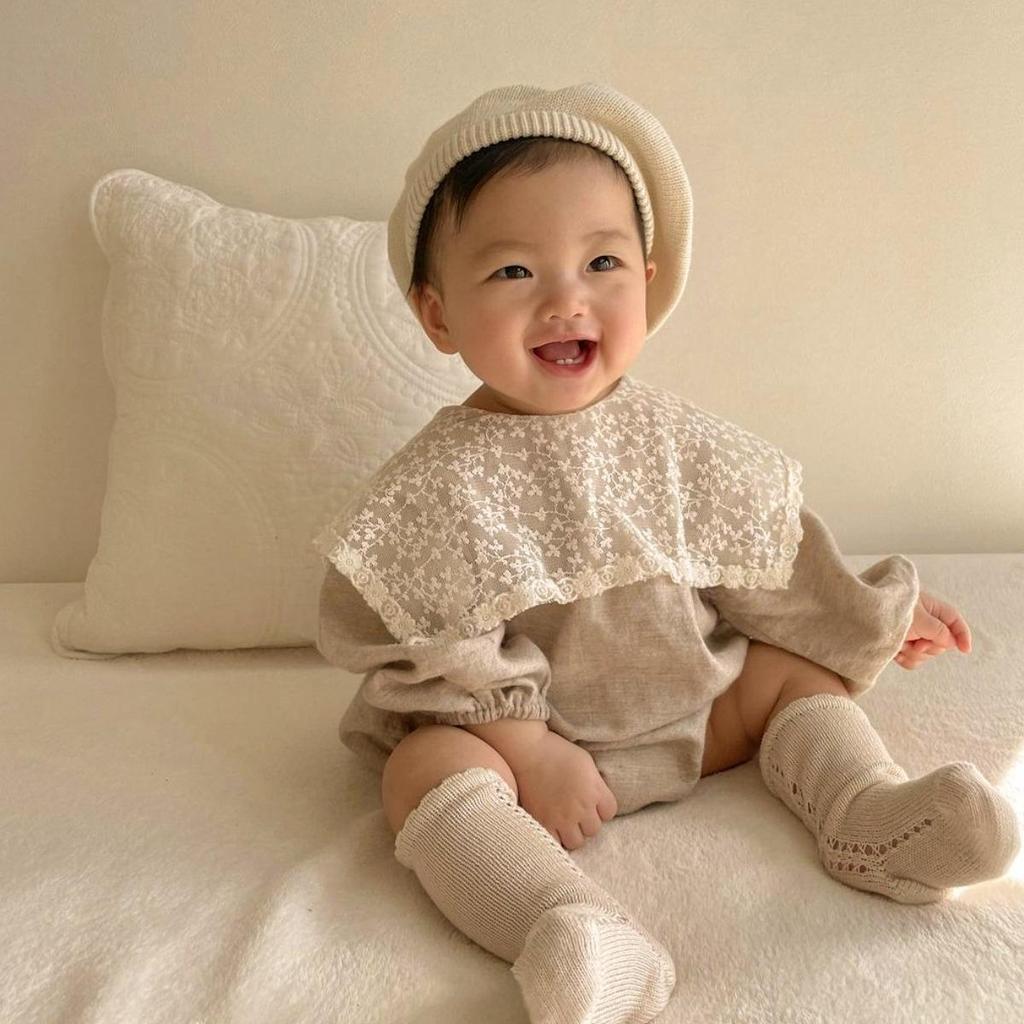 Baby Mädchen Herbst Spitzen Revers Baumwoll Jumpsuit - Langarm Krabbel Strampler