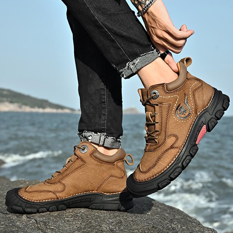 Fashion Winter New Outdoor Wear-resistant Hiking Boots Plush Warm High Shoes Leather Short Boots Thickness Walking Waterproof Snow Boots