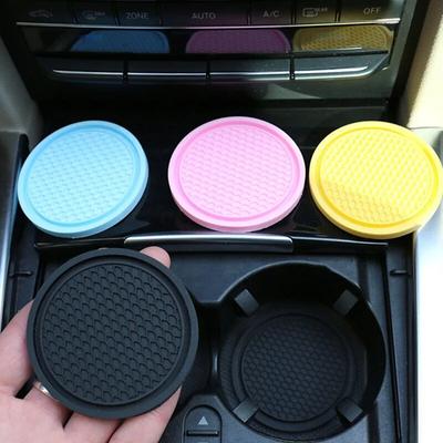 2 Stück Auto Auto Getränkehalter Anti-Rutsch Einlage Untersetzer Pads Innenzubehör Universell Passt Perfekt für die Meisten Tassen Zubehör