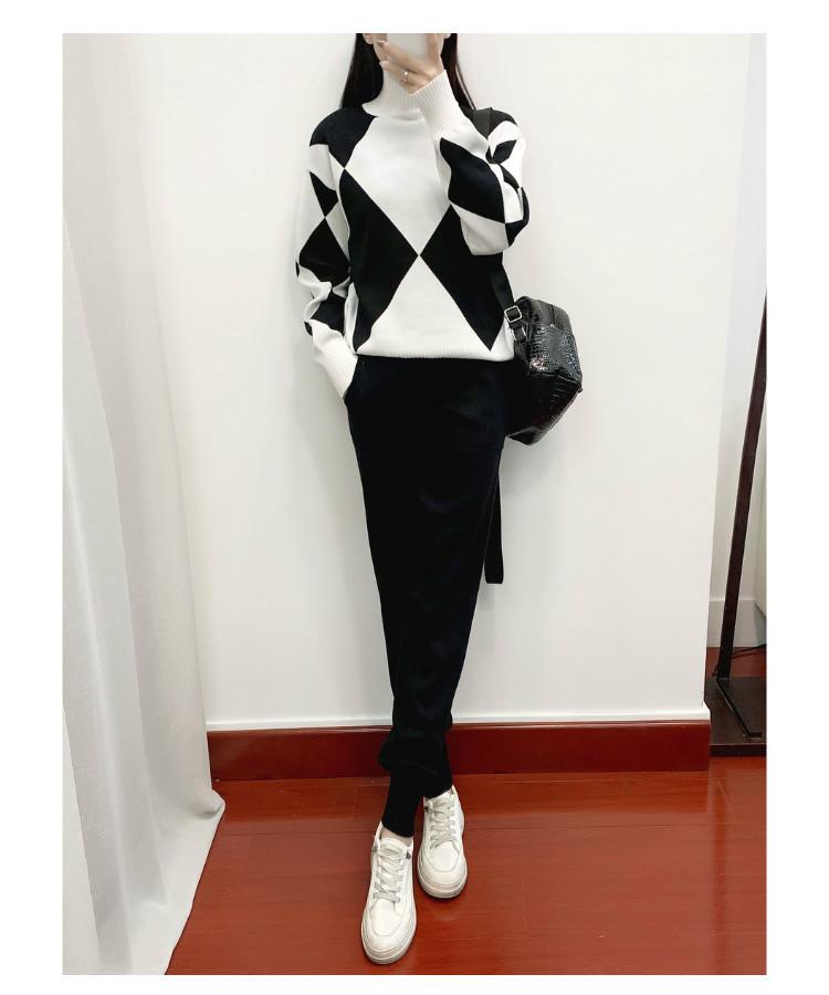 European Style Women's Casual Plaid Knit Sweater Two-Piece Set