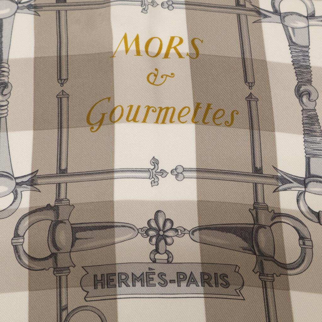 HERMES Mors et Gourmettes Silk Bit and Leash, Carre90 scarf Yellow / GrayUsed