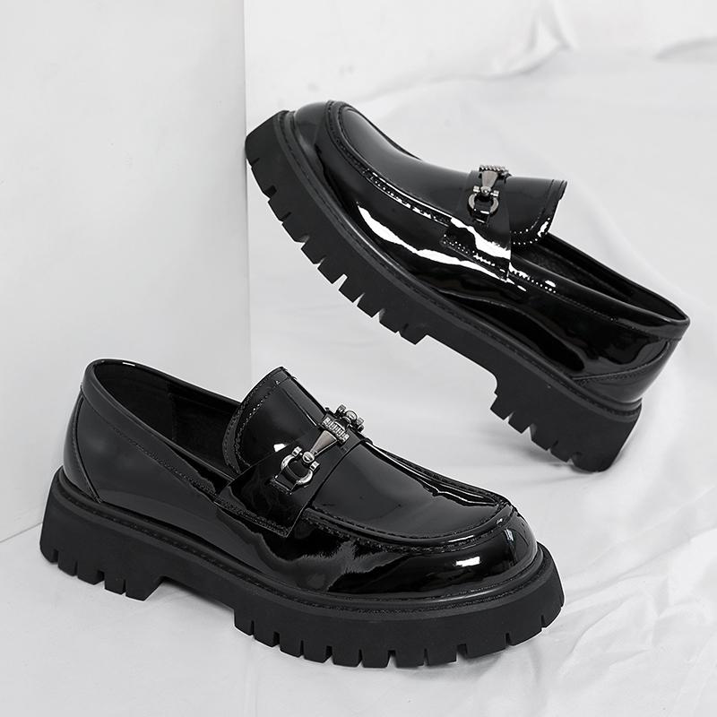 Size 38-46 Classic Men Loafers Men Thick Soled Comfortable Fashionable Brand Leather Shoes Men Business Office Banquet Shoes