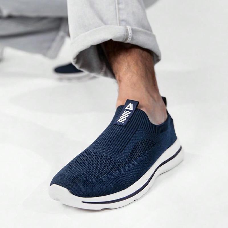 Men Slip On Shoes Summer Sport Running Black Shoes Outdoor Pure Color Sneakers Breathable Mesh Shoes