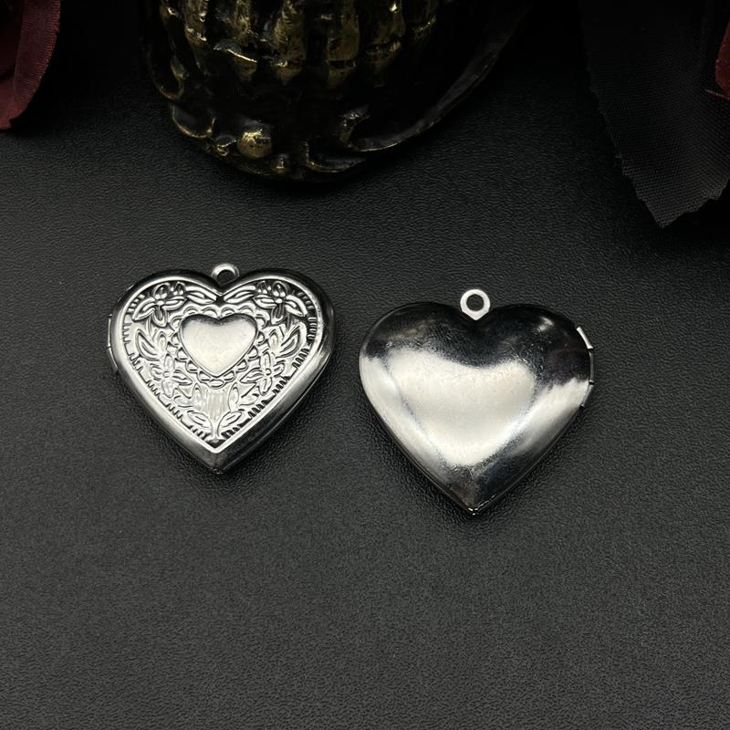 2pcs Stainless Steel Heart Box Vintage Reliquary Pendant Photo Locket DIY Necklace Handicraft Charm Jewelry Making Supplies