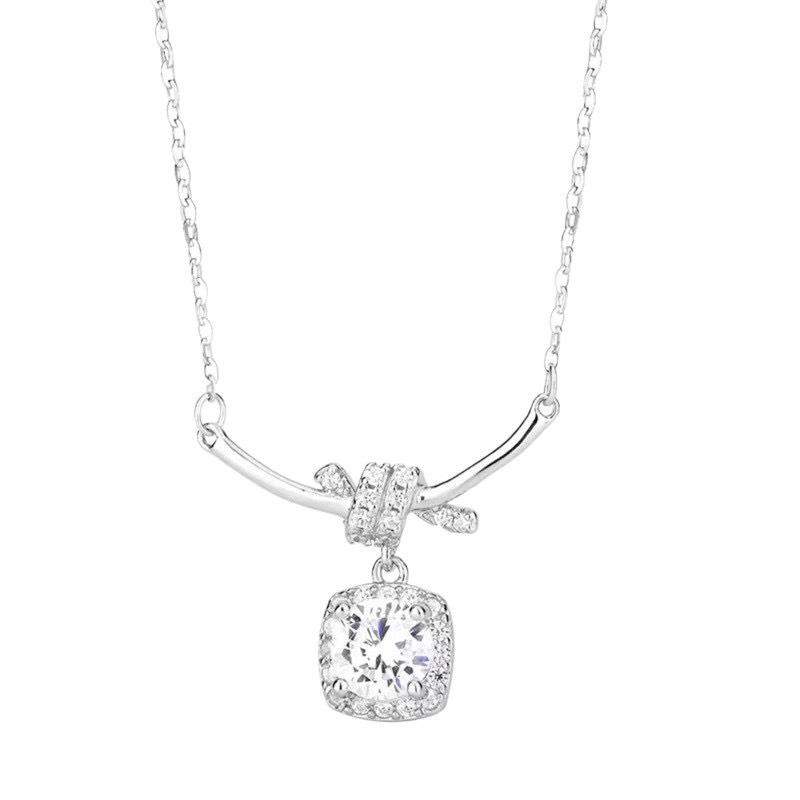 S925 Shimmering Zirconia Square Pendant Necklace: Stylish, Luxurious, and Comfortable for Everyday Wear