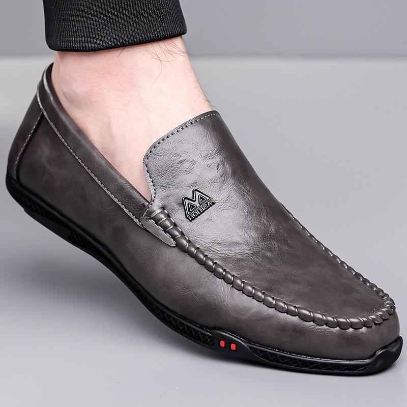 

Весенняя новая обувь для мужчин Кожаная повседневная обувь Мягкая подошва Слипоны Лоферы Модная плоская обувь для вождения 44 серый