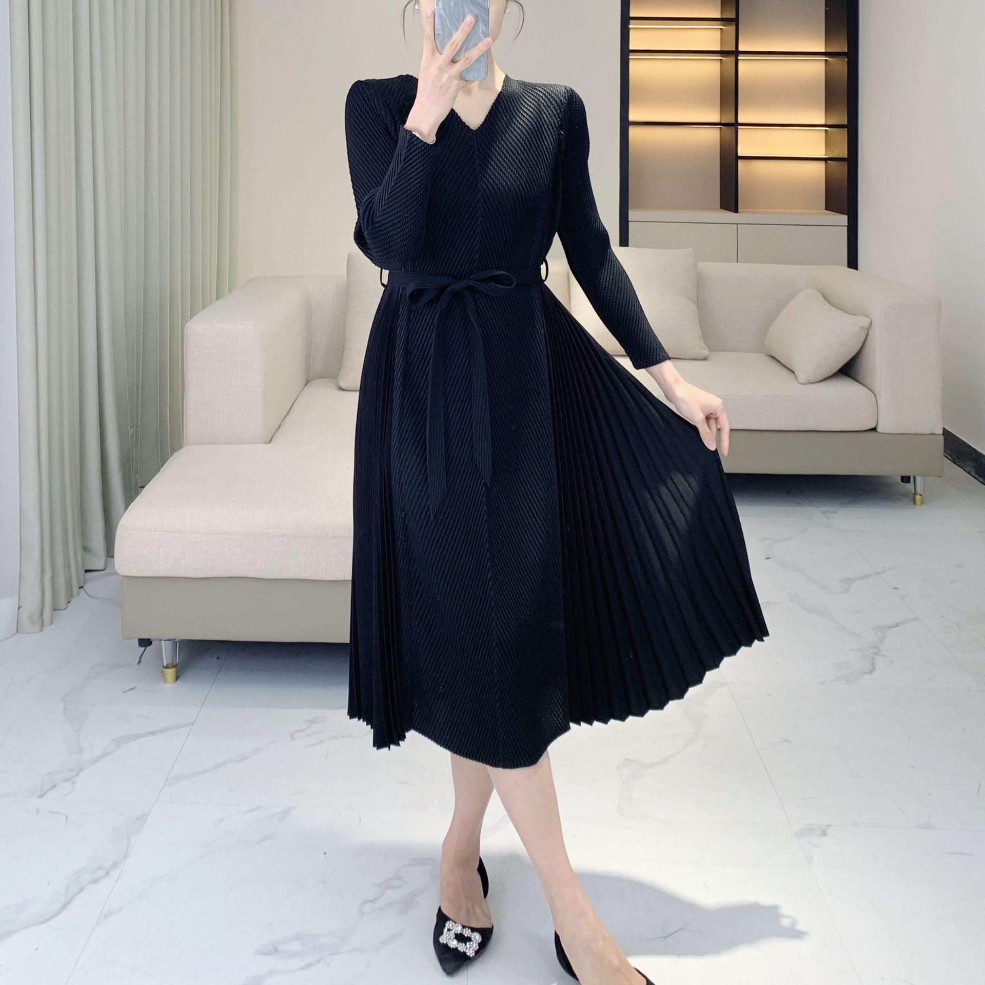 

Dragon Scale Print Lace-Up Slimming Pleated Plus Size Dress One Size [80-150 jin] небесно-голубой