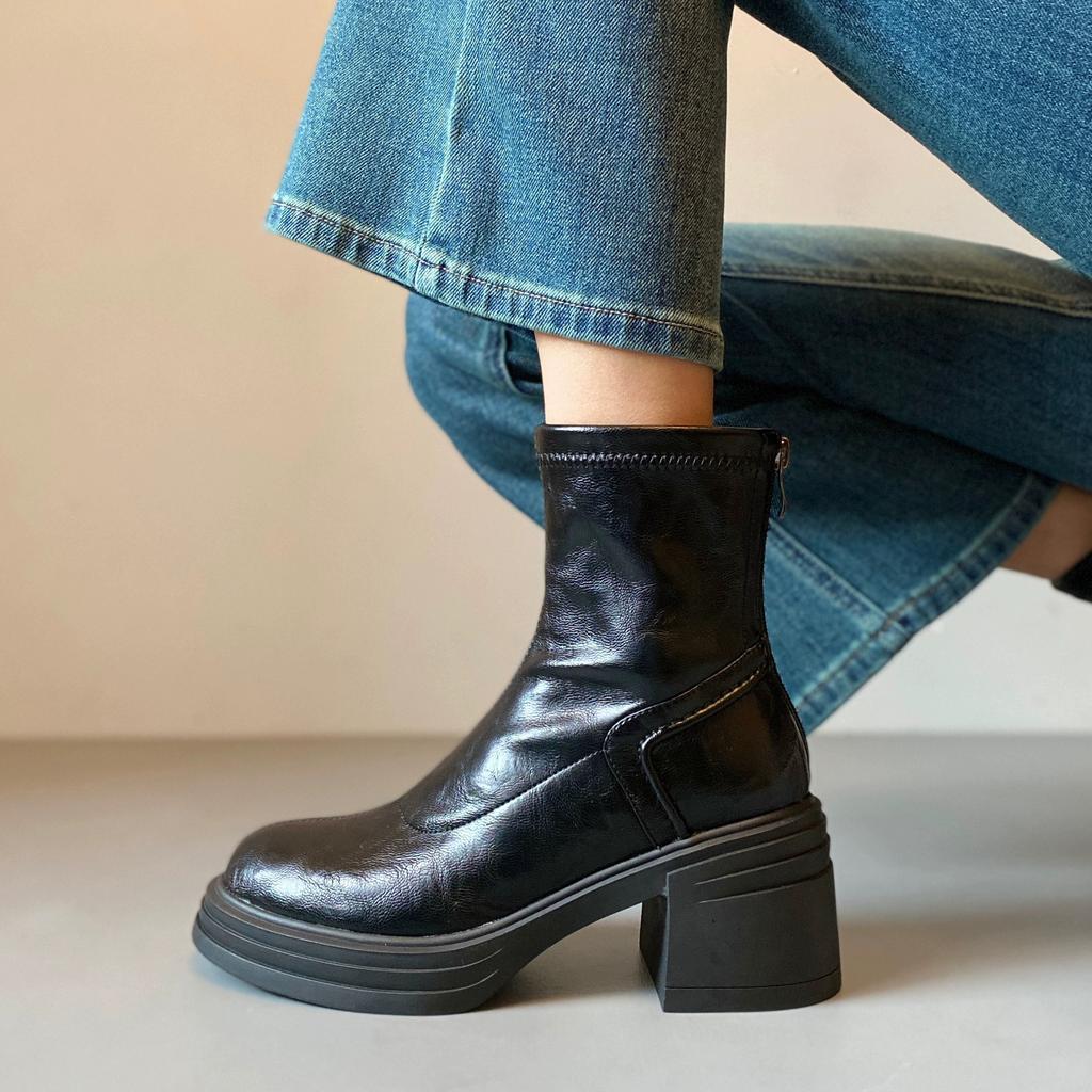 Small Height-increasing Short Boots Women's Thick-soled Waterproof Table Martin Boots Rear Zipper High-heeled Boots