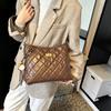 Fashion Niche Texture Underarm Bag Commuter Women's Bag 2025 New Diamond Chain Bag Simple and Versatile Messenger Bag