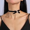 Modisches Schwarzes Schleifenknoten Halskette Gotisches Herz Spitze Samt Choker Halsketten für Frauen Mädchen Party Club Schmuck Geschenke