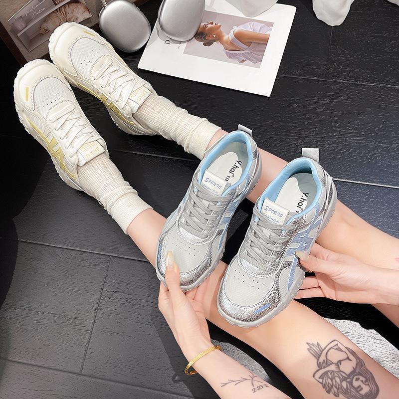 Ins Koreanische Version von Dad Shoes Herbst Retro Lauf-Sport-Board-Schuhe Plateau Erhöhung Mädchen Schnürschuhe Casual Moralische Trainingsschuhe