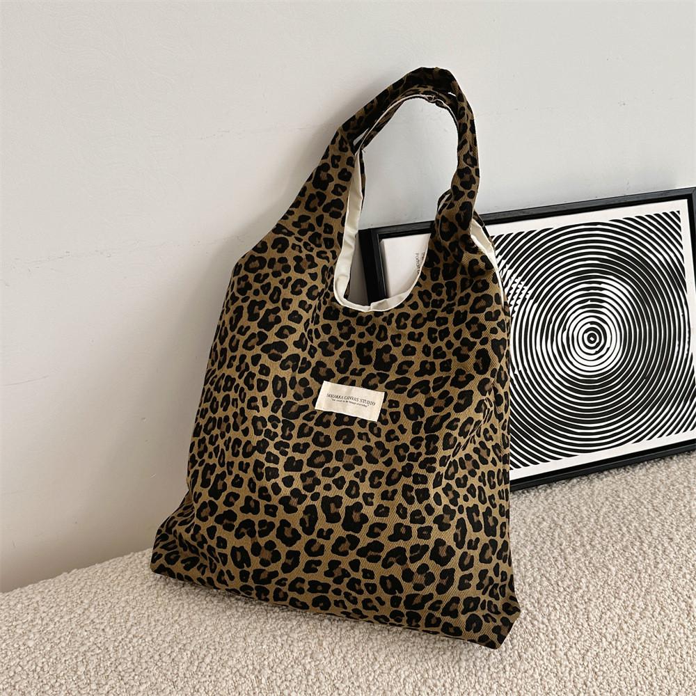 Trendy Leopard Print Fabric Tote Bag For Women Soft Comfortable Everyday Purse