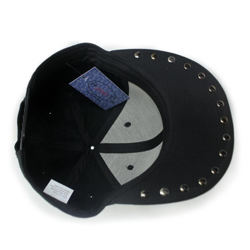Men Hats Hip Hop Snapback Fancy Rivet Baseball Caps Street Dance Trendy Men's and Women's Flat Hat