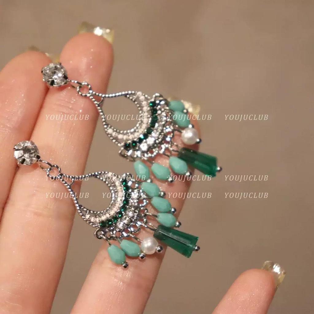 Silver Needle Diamond Crystal Tassel Rhombus Earrings: Luxurious Ethnic Retro Fashion Dangle Jewelry.