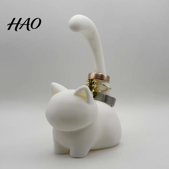 Decorative Cat Figurine Cute Ring Holder, Minimalist Stand for Bedroom Dressing Desktop Jewelry Display Tray Table, Sitting Organizer Rings