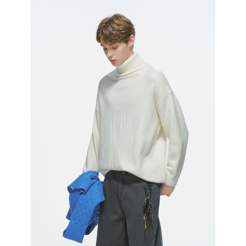 Dream Made Minimalist Turtleneck Sweater for Men, Autumn and Winter Thickened Base Layer Knitwear with Arctic Velvet