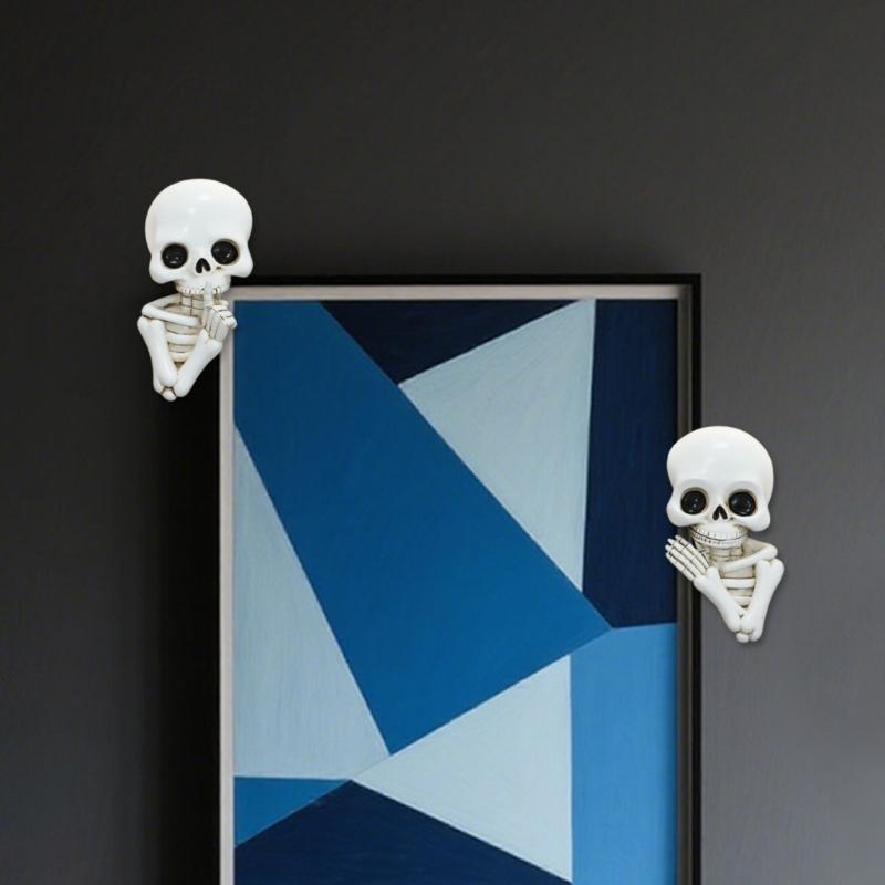 Resin Skull Wall Sticker Realistic Skull Figure Door Ornament For Door Frame Mantels Entryways Halloween Decoration
