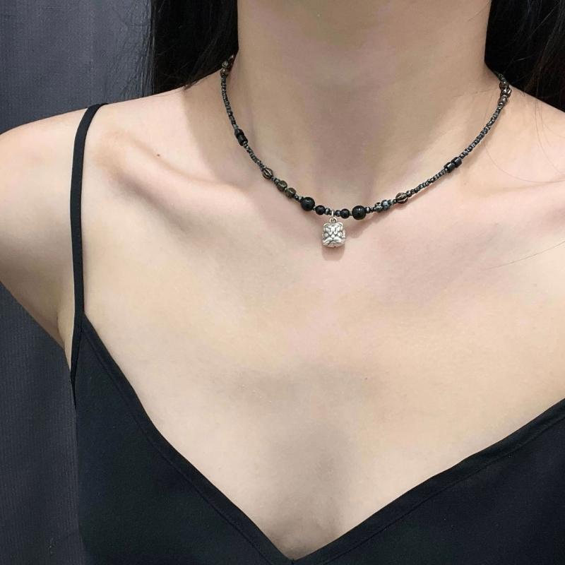 Vintage Chinese Style Lion-Pendant Necklace for Women Men Lucky Punk Unusual Stone Bead Choker Chain On The Neck Beads