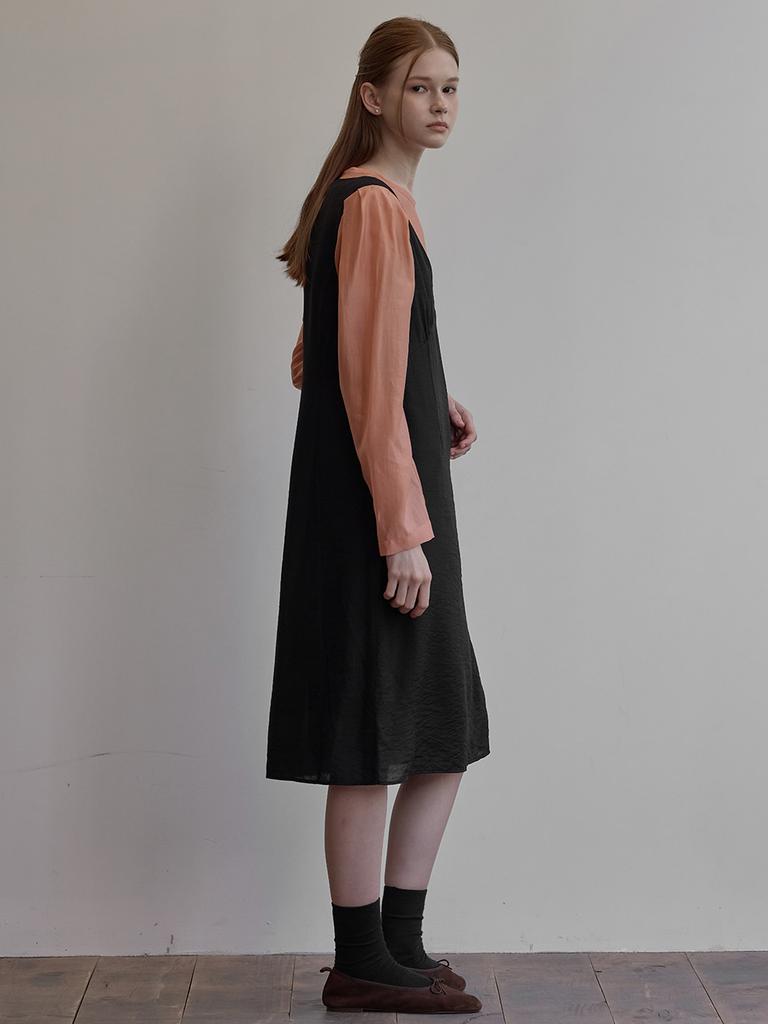 BEMUSE MANSION V-Neck Layered Dress - Black