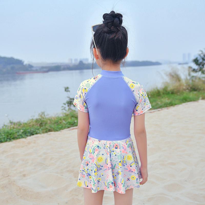 2024 Girls' Cute Skirt-Style One-Piece Swimsuit: Short Sleeve, Sun Protection, Quick-Dry. Sizes for Young To Middle-Aged Kids.