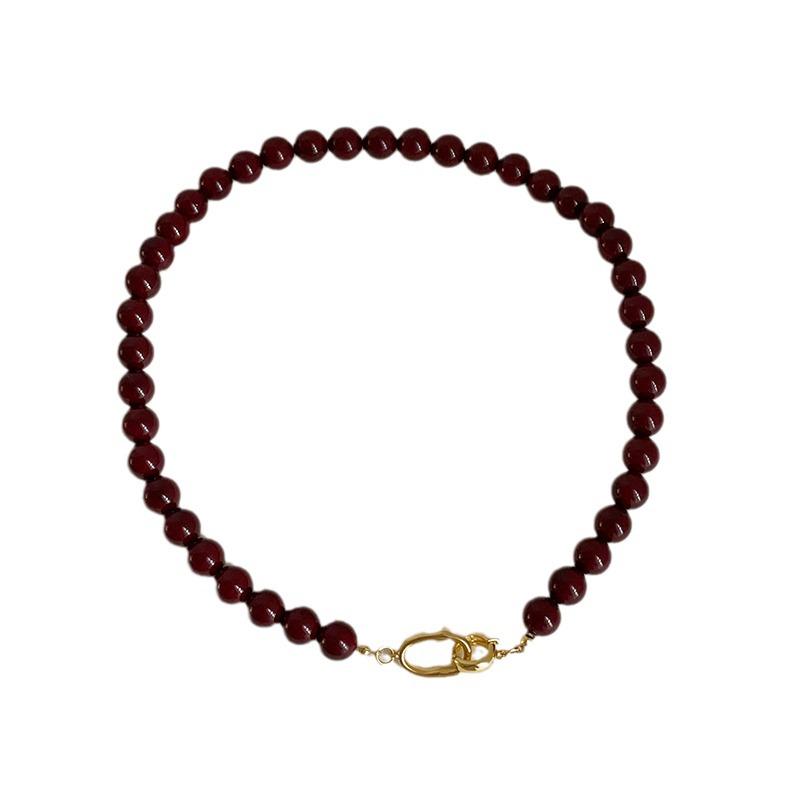 Cinnabar Red Beaded Women's Choker - Autumn/Winter Retro Simple Luxury Clavicle Chain