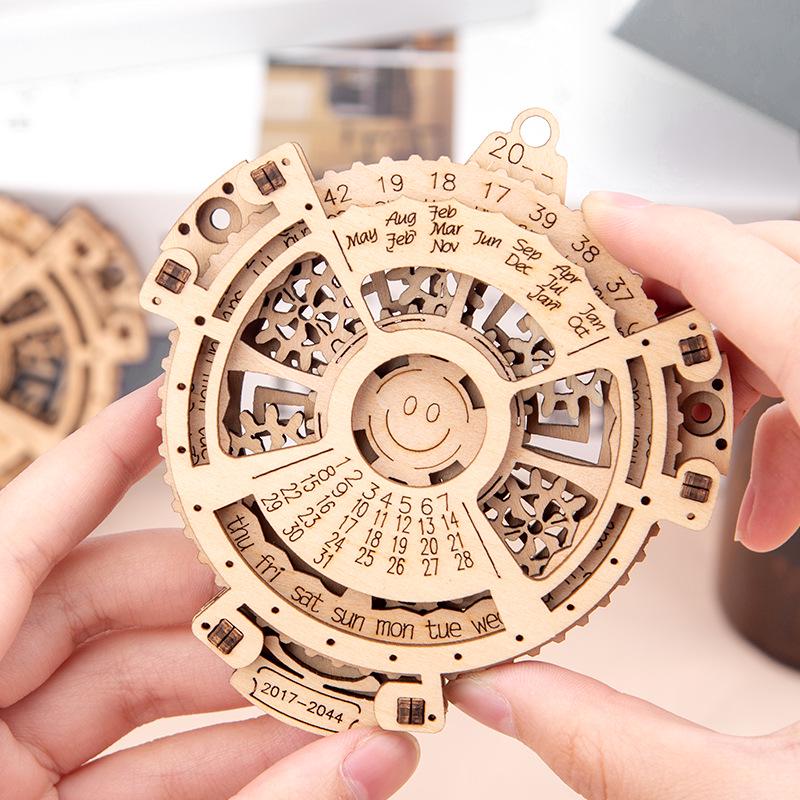 Children's 3D Wooden Perpetual Calendar Puzzle - DIY Mechanical Gear Assembly Model
