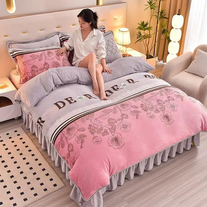 Cozy Flannel 230g Milk Velvet Printed Bed Set with Skirt - New Autumn/Winter Collection, Hot Seller