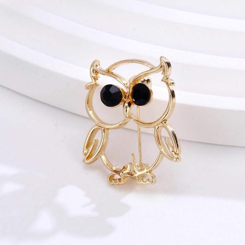 Polished Owl Brooch Fashionable Zinc Alloy Jewelry Lightweight Design For Women Men Gift Gold Silver Option