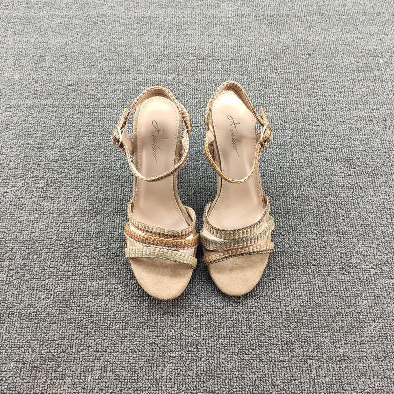 

Сексуальные женские босоножки на высоком каблуке с уникальным полым плетением и ремешком с пряжкой, массивный каблук 9,2 см 39