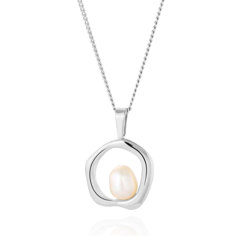 Fashionable Light Luxury Pearl Pendant Necklace with Irregular Circle Design and Durable Colorfast Titanium Steel Chain