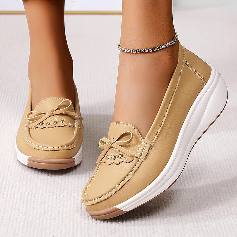 Lightweight and Anti-slip Sponge Shoes and Casual Bean Shoes for Women
