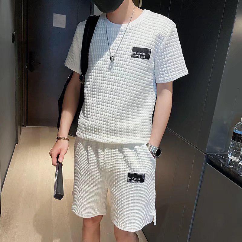 

Мужской модный летний комплект из вафельной футболки с короткими рукавами и шорт M белый