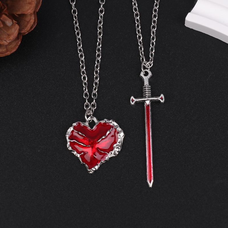 Modisches Und Schönes Simuliertes Schwert Herz Halsketten-Set Elegante Herren Und Damen Pulloverkette Schlüsselbein Kette Partnergeschenk
