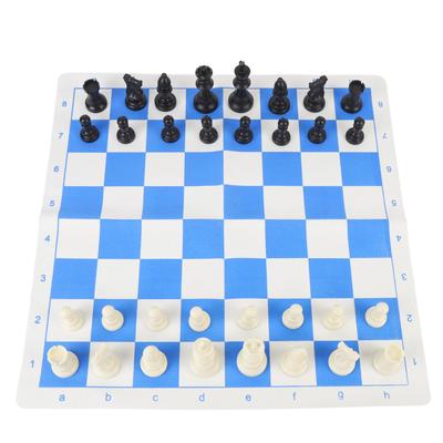 19,7 Zoll Schachspiel-Set Kunststoff 32 Schachfiguren Schachfiguren mit PU Blau-Weiß-Gitter-Schachbrett und Kordelzug Schwarze Samttasche für Reisen