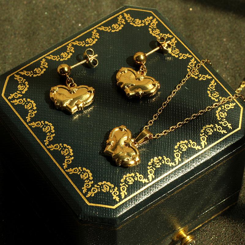 Luxury 14k Gold Jewelry Set: Necklace, Earrings, Non-Fading Clavicle Chain