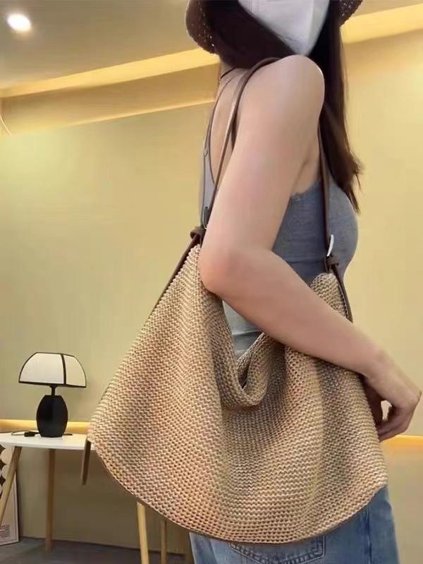 

Летняя нишевая плетеная сумка женская 2025 новая модная сумка-шоппер из соломы на плечо большой вместимости