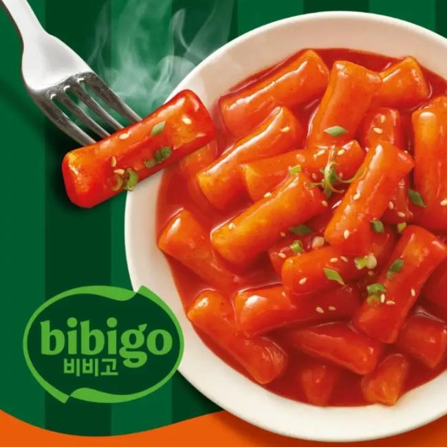bibigo Filiżanka Tteokbokki/ Pikantne smażone ryżowe placki (Oryginalny, Pikantny, Serowy)