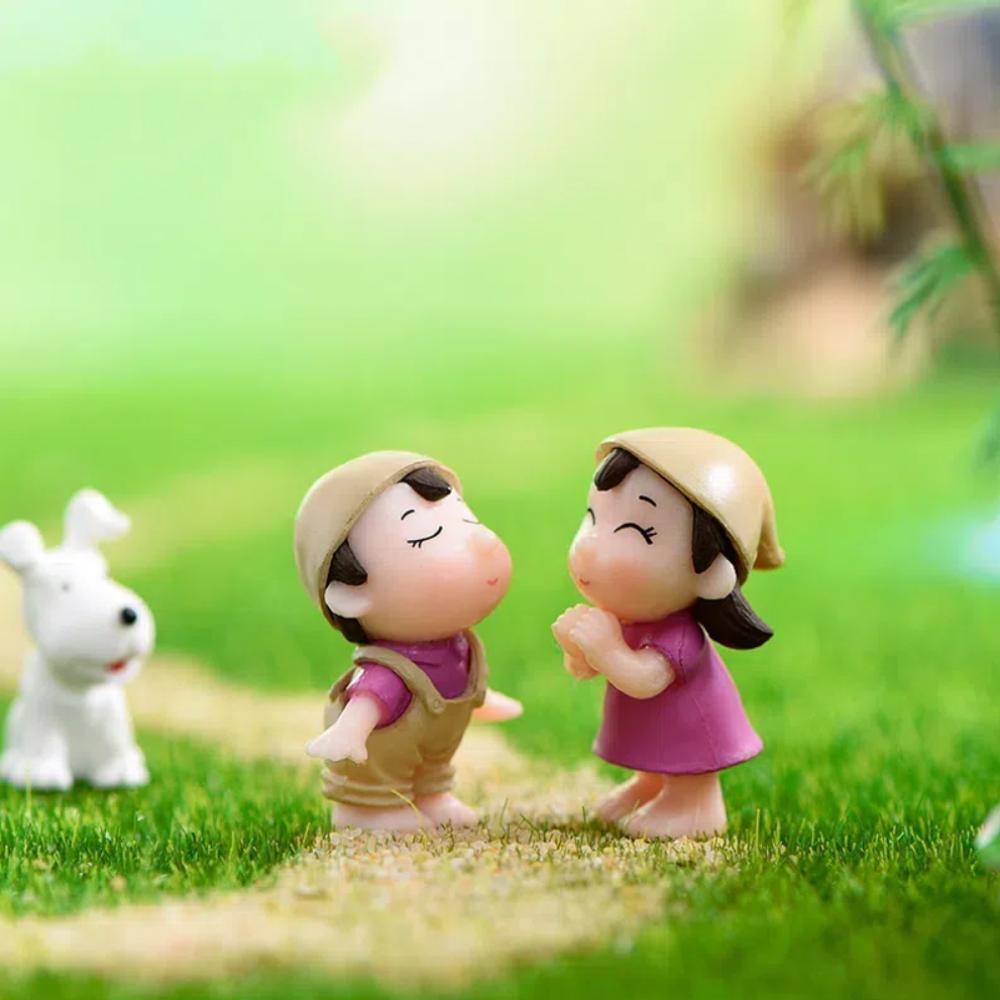 Miniature Craft Decoration Couple Figurines PVC Fairy Garden Decor  Home Wedding