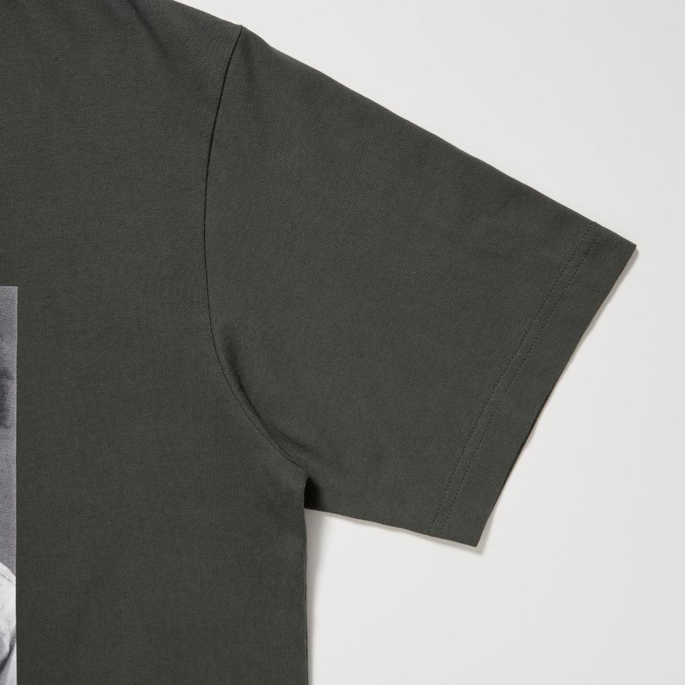 Uniqlo Japan Peace For All Graphic T shirT  shorT Sleeve  Regular fiT  Jean Michel basquiaT