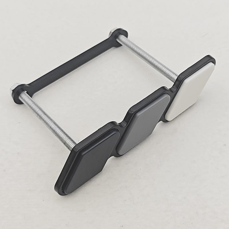 3 Colors Grille Badge Tri Colors Emblem For Toyota Tacoma Tundra 4Runner Highlande Rav4   Air Inlet Grille Auto Car Accessories